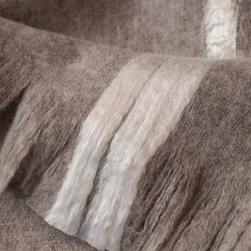 Ofelia Throw